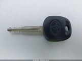 Toyota Corolla L 5YFBURHE4HP617940 снимка