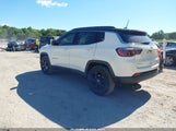 Jeep Compass Latitude 4X4 3C4NJDBB0JT144659 снимка