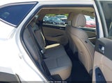 Hyundai Tucson Se Plus KM8J3CA44HU527571 photo