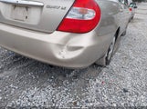 Toyota Camry Le 4T1BE32KX4U890463 снимка