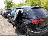 Volkswagen Tiguan 2.0T Se/2.0T Wolfsburg Edition 3VVMB7AX6RM082716 fotografie