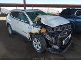 Jeep New Compass Latitude 4X4 3C4NJDBB5HT674877 снимка