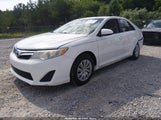 Toyota Camry Le 4T4BF1FK2DR283958 снимка