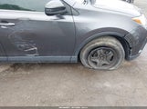 Toyota Rav4 Le JTMBFREV9JJ217073 снимка
