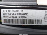 Jeep Grand Cherokee Laredo E 4X4 1C4RJFAG6MC689775 снимка