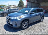 Toyota Highlander Xle 5TDJZRFH3JS847136 снимка