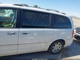Chrysler Town & Country Limited 2A8HR64X98R134700 fotografie