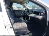 Toyota Rav4 Le JTMBFREV1FJ016162 снимка