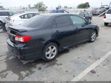 Toyota Corolla S 5YFBU4EE5DP211425 fotografie