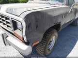 Dodge W-Series W100/W150 1B7HW14TXFS502071 снимка