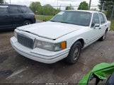 Lincoln Town Car Signature/Tournament 1LNLM82W5RY676231 fotografie