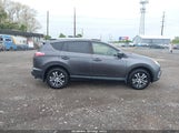 Toyota Rav4 Le JTMBFREV1JJ223630 снимка