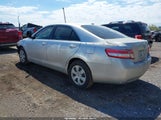 Toyota Camry Le JTNBF3EK8A3005154 снимка
