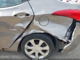 Hyundai Elantra Limited 5NPDH4AE9DH159443 снимка