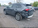 Toyota Rav4 Xle Premium JTMA1RFV4SD118458 photo