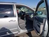 Chrysler Town & Country Touring 2A8HR54P98R801291 photo