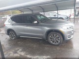 BMW X5 xDrive35I 5UXKR0C31H0V81622 снимка
