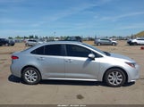 Toyota Corolla Le JTDEPRAE1LJ039064 снимка
