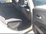 Jeep Compass Sport Fwd 3C4NJCABXJT267509 fotografie