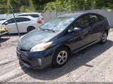 Toyota Prius Two JTDKN3DU1C1570726 fotografie