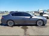 Honda Accord Hybrid Touring JHMCR6F73HC027423 fotografie