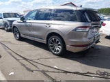 Lincoln Aviator Grand Touring 5LMYJ8XY3MNL00837 fotografie