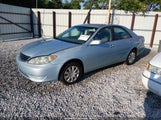 Toyota Camry Le 4T1BE32K45U622851 photo