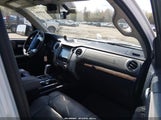 Toyota Tundra Limited 5.7L V8 5TFHY5F1XFX489287 photo