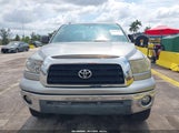Toyota Tundra 4Wd Truck Grade 5.7L V8 W/Ffv (A6) 5TFUW5F11AX121447 fotografie