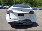 Tesla Model Y Performance Dual Motor All-Wheel Drive 7SAYGDEF4NF524508 fotografie