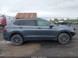 Volkswagen Tiguan 2.0T Se/2.0T Sel/2.0T Sel R-Line/2.0T Sel R-Line Black 3VV2B7AX3KM073307 снимка