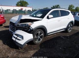 Hyundai Tucson Value KM8J3CA29HU572794 снимка