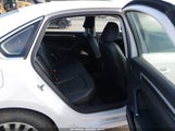 Volkswagen Passat 1.8T Se 1VWBT7A39HC040750 photo