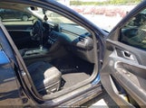 Genesis G70 2.0T Rwd KMTG34LAXLU053367 снимка
