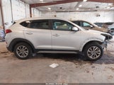 Hyundai Tucson Sel KM8J3CA41JU675084 fotografie