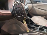 Hyundai Tucson Sel KM8J3CA41JU675084 fotografie