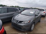 Nissan Rogue Sport S JN1BJ1CP9JW162506 photo
