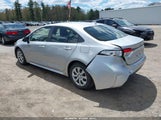 Toyota Corolla Le JTDEPMAE2N3004172 photo