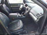 Ford Explorer Sport 1FM5K8GT3JGB98236 fotografie