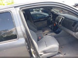 Toyota Tacoma Base V6 3TMLU4EN5AM044765 снимка