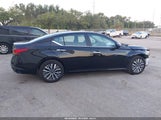 Nissan Altima Sv Fwd 1N4BL4DV6SN397612 photo