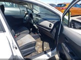 Toyota Yaris Le JTDKTUD39DD544412 снимка