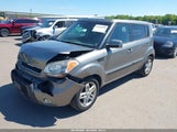 Kia Soul + KNDJT2A21B7310594 снимка