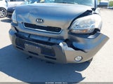 Kia Soul + KNDJT2A21B7310594 снимка