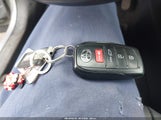 Toyota Corolla Cross Xle 7MUDAABG4NV016131 photo