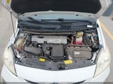 Toyota Prius Two JTDKN3DU3D5640026 fotografie