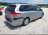Toyota Sienna Xle V6 8 Passenger 5TDYK3DC8ES430740 photo