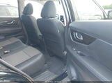 Nissan Rogue Sv 5N1AT2MV3JC845756 снимка