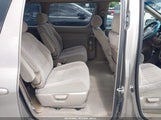 Toyota Sienna Le 4T3ZF13C9XU137333 photo