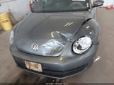 Volkswagen Beetle 1.8T 3VWJ17AT6FM640042 fotografie